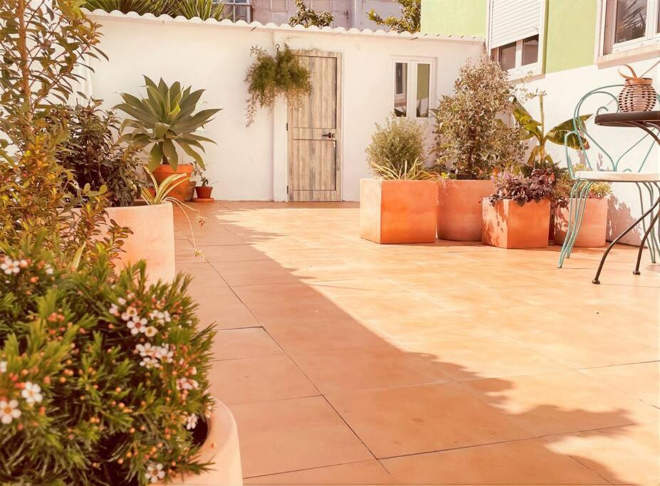 Barcarena Cozy Apartment With Private Courtyard מראה חיצוני תמונה